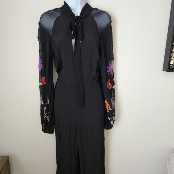 NWT Free People | Smoke Rings Floral Embroidered Sleeve Jumpsuit - Size 8 - Picture 4 of 14